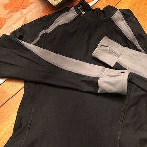 Under Armour Long Sleeve Too